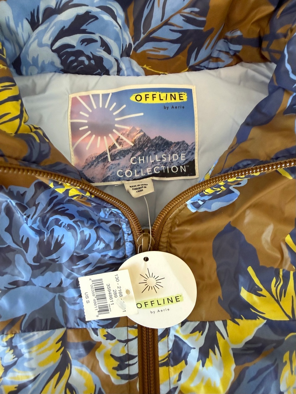 OFFLINE by Aerie Chillside Ski Puffer Jacket NWT Size S - Picture 6 of 8